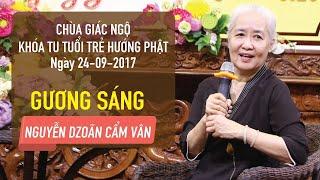 Nguyễn Dzoãn Cẩm Vân | Talkshow Gương Sáng 17